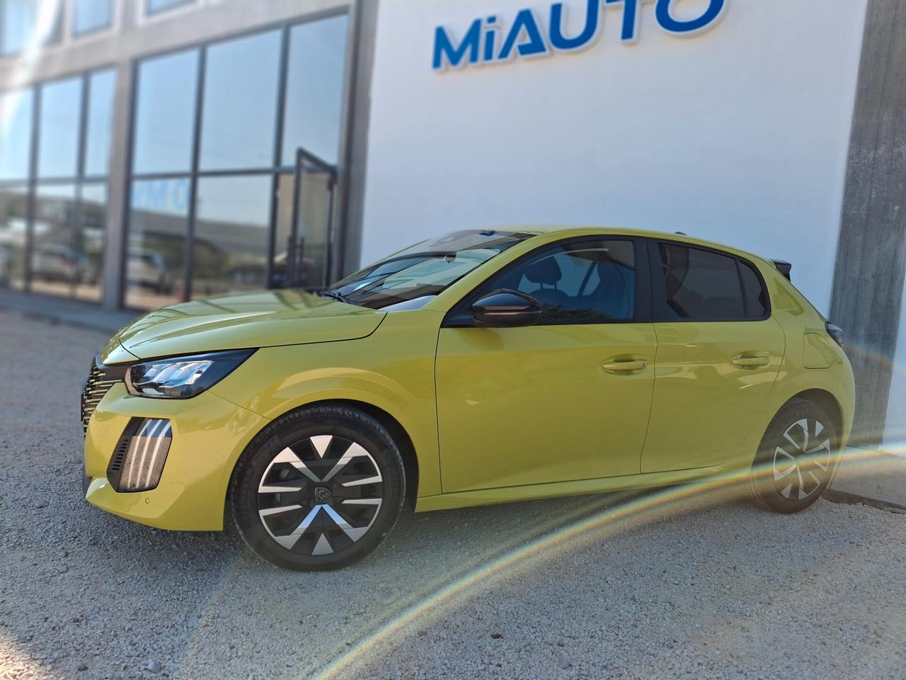 Peugeot 208 Hybrid 110 e-DCS6 Business