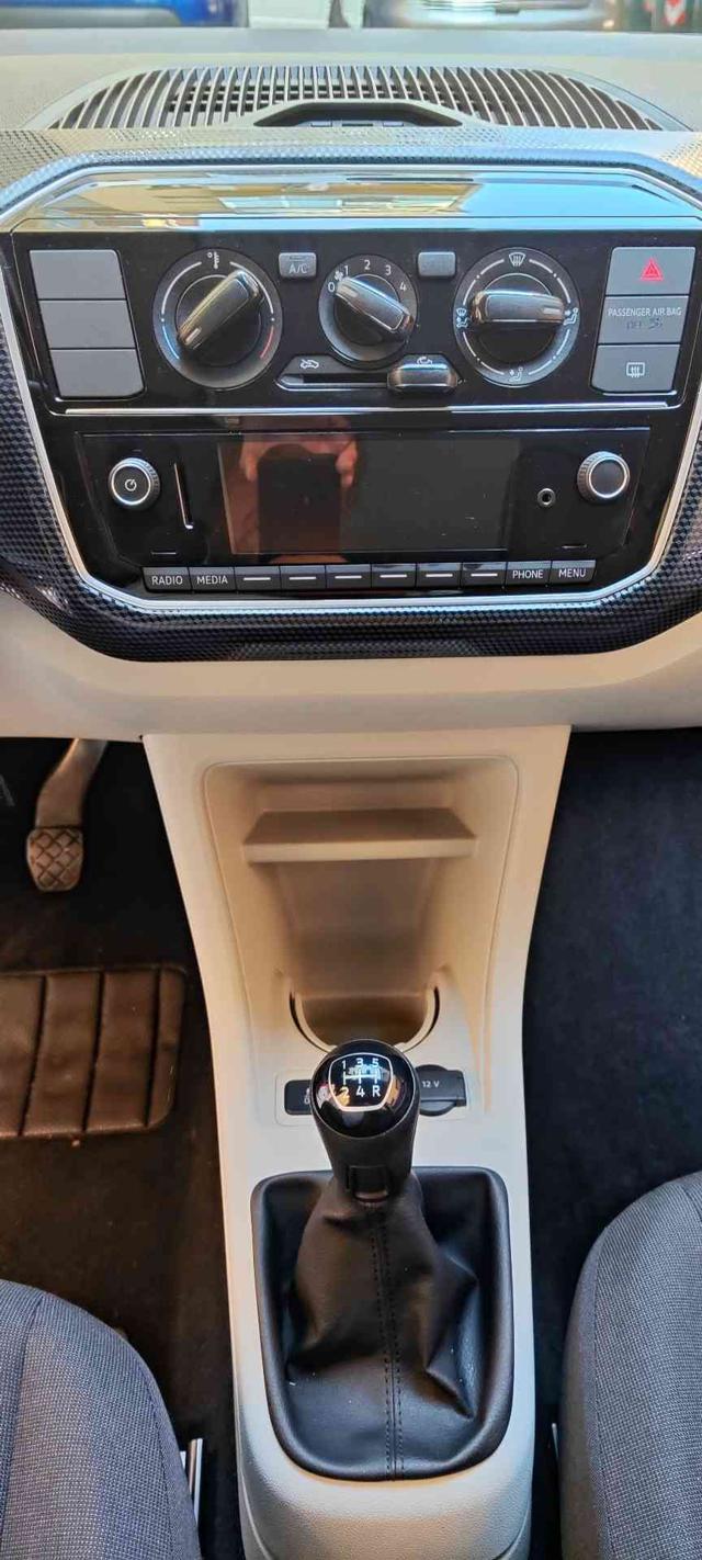 VOLKSWAGEN up! 1.0 5p. move up!
