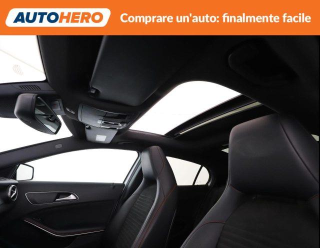 MERCEDES-BENZ GLA 200 d Automatic Premium