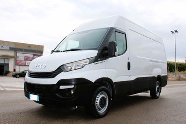 Iveco Daily 33S12 2.3 HPT PC Cabinato