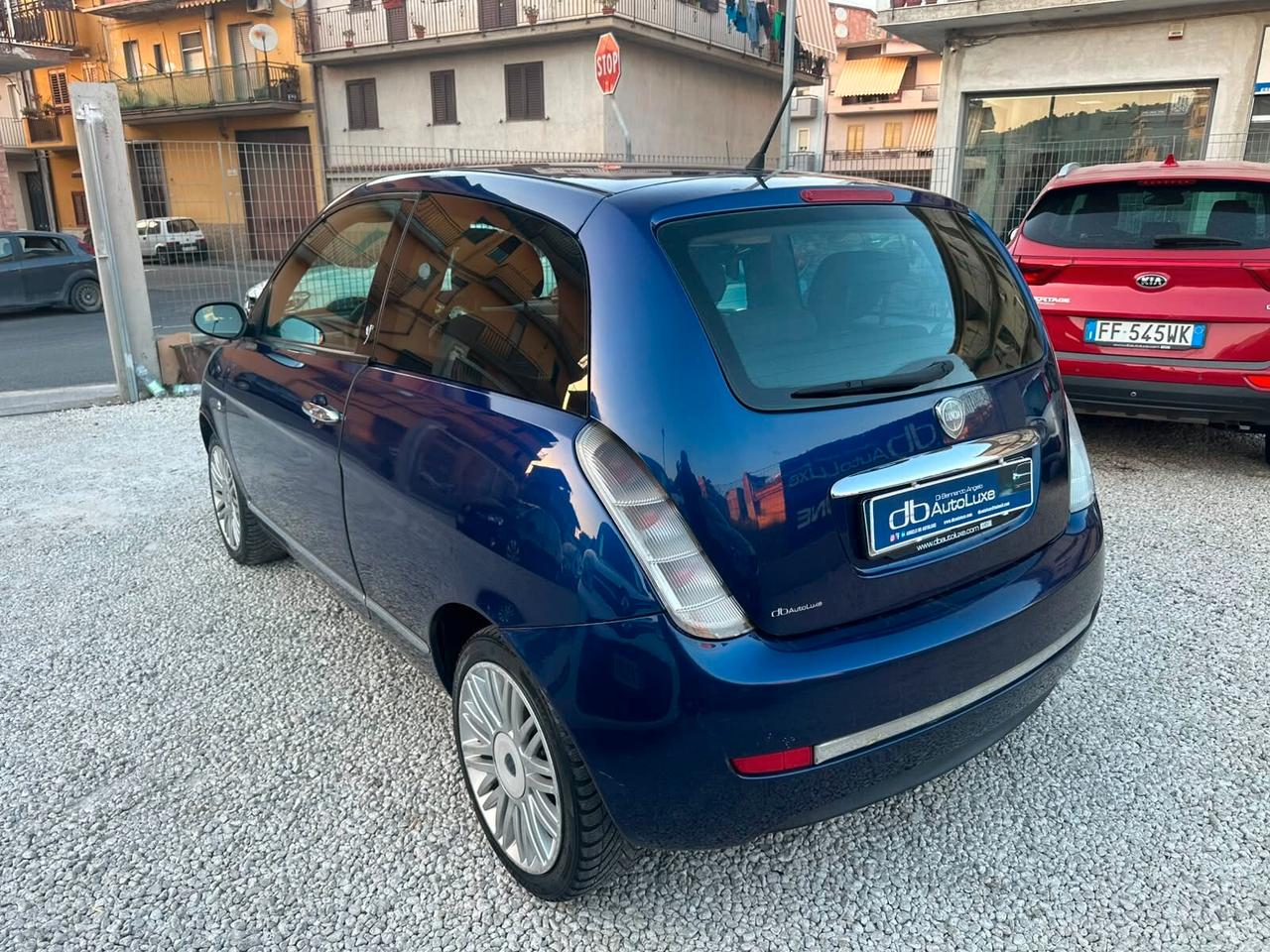 Lancia Ypsilon 1.3 MJT 75CV Platino