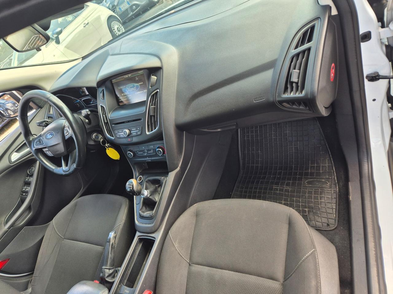 Ford Focus 1.5 TDCi 120 CV Start&Stop Powershift Titanium