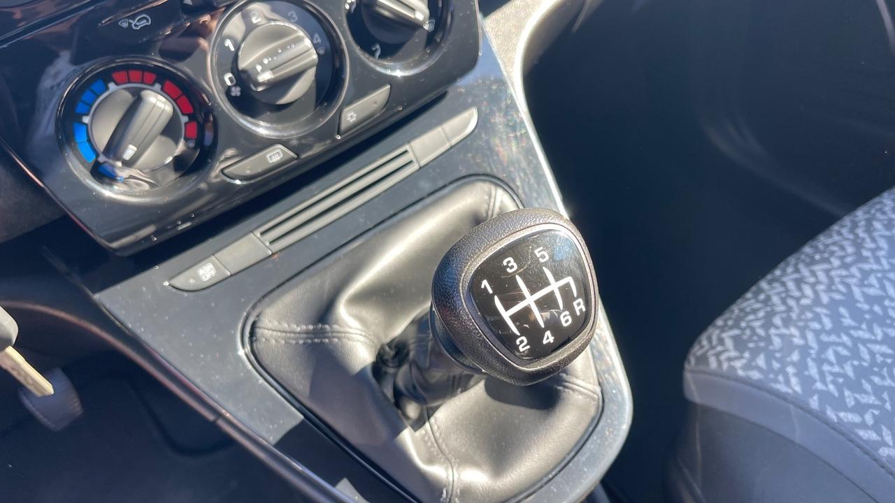 Lancia Ypsilon Ecochic Hybrid 1.0 FireFly 70cv