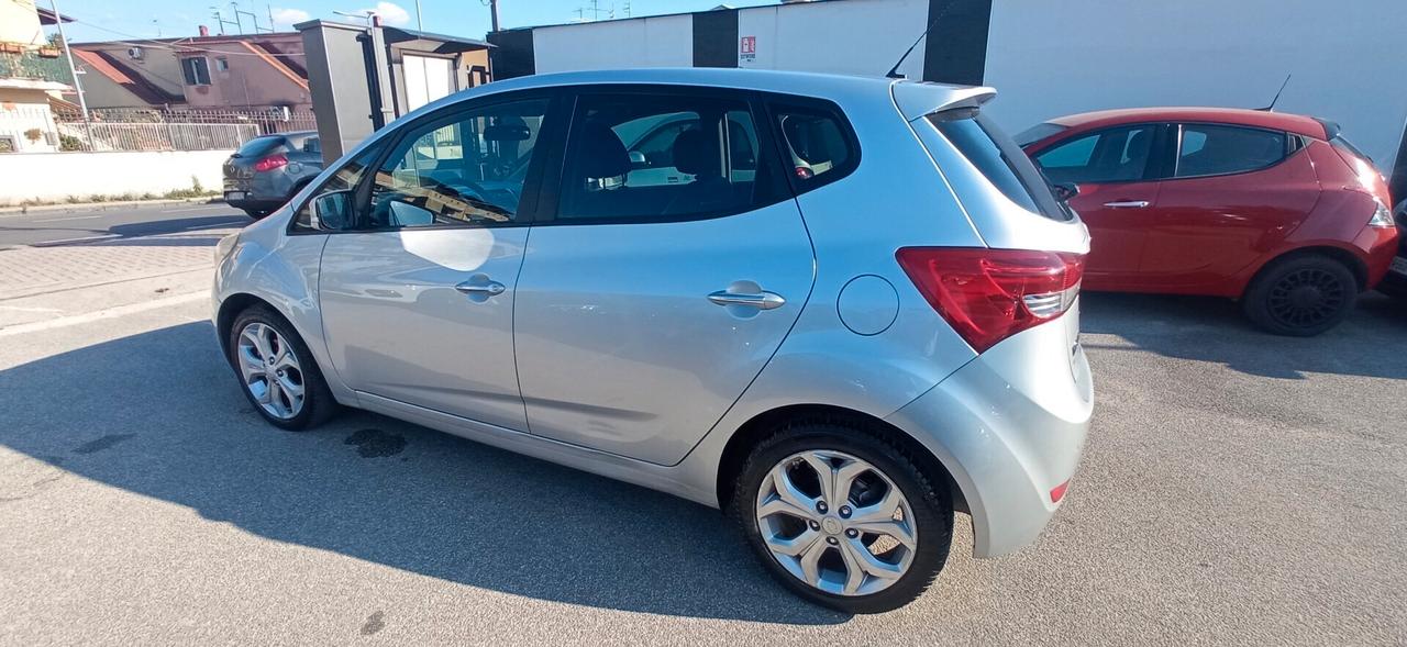 Hyundai iX20 1.4 D STYLE - LEGGI!