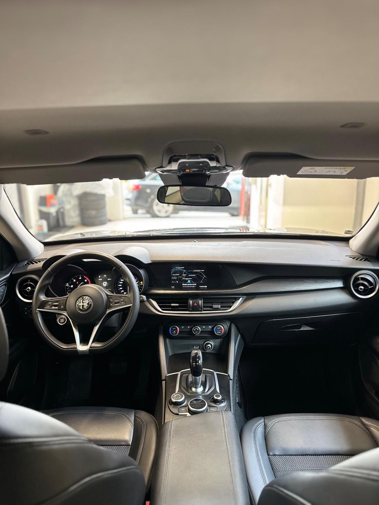 Alfa Romeo Stelvio 2.2 Turbodiesel 150 CV AT8 RWD Super