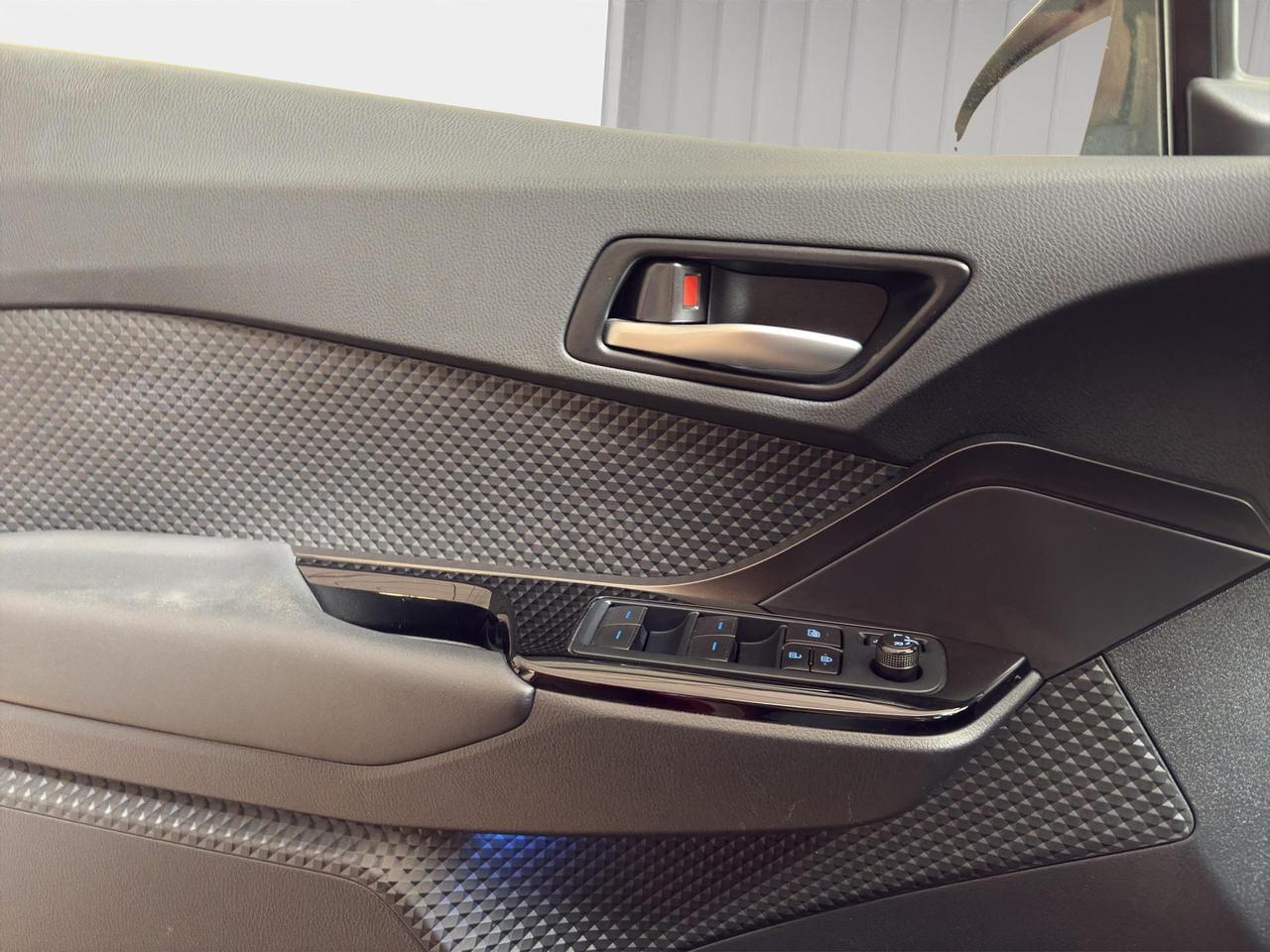 Toyota C-HR 2.0h Trend e-cvt