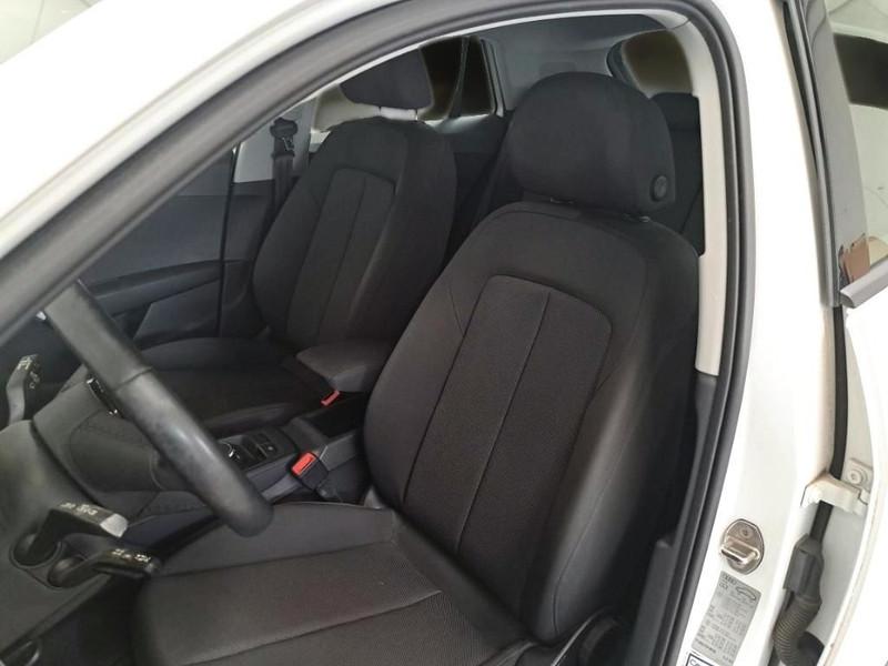 AUDI Q2 2.0 30 TDI BUSINESS S TRONIC SUV