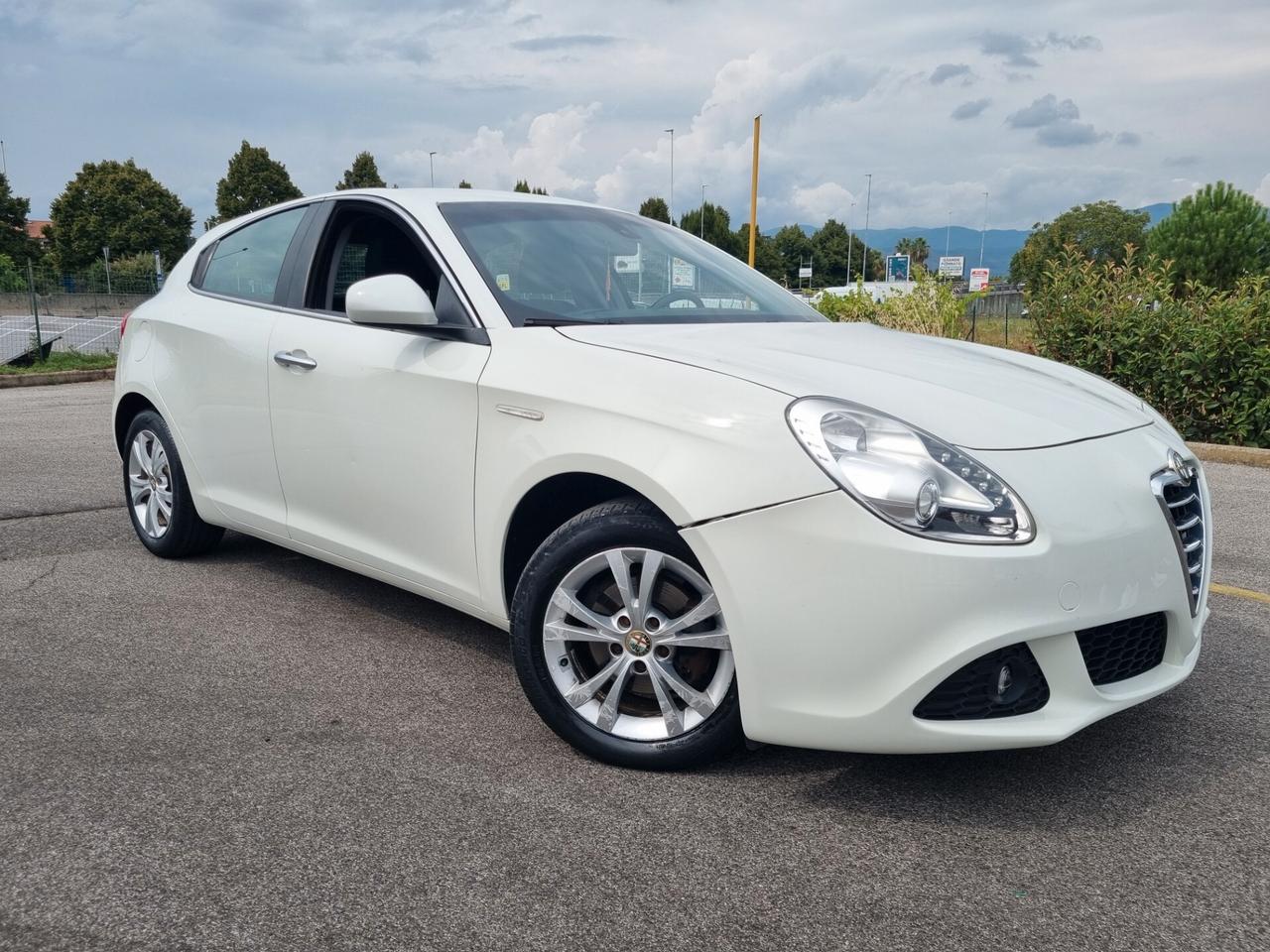 Alfa Romeo Giulietta 1.6 JTDm-2 105 CV Exclusive