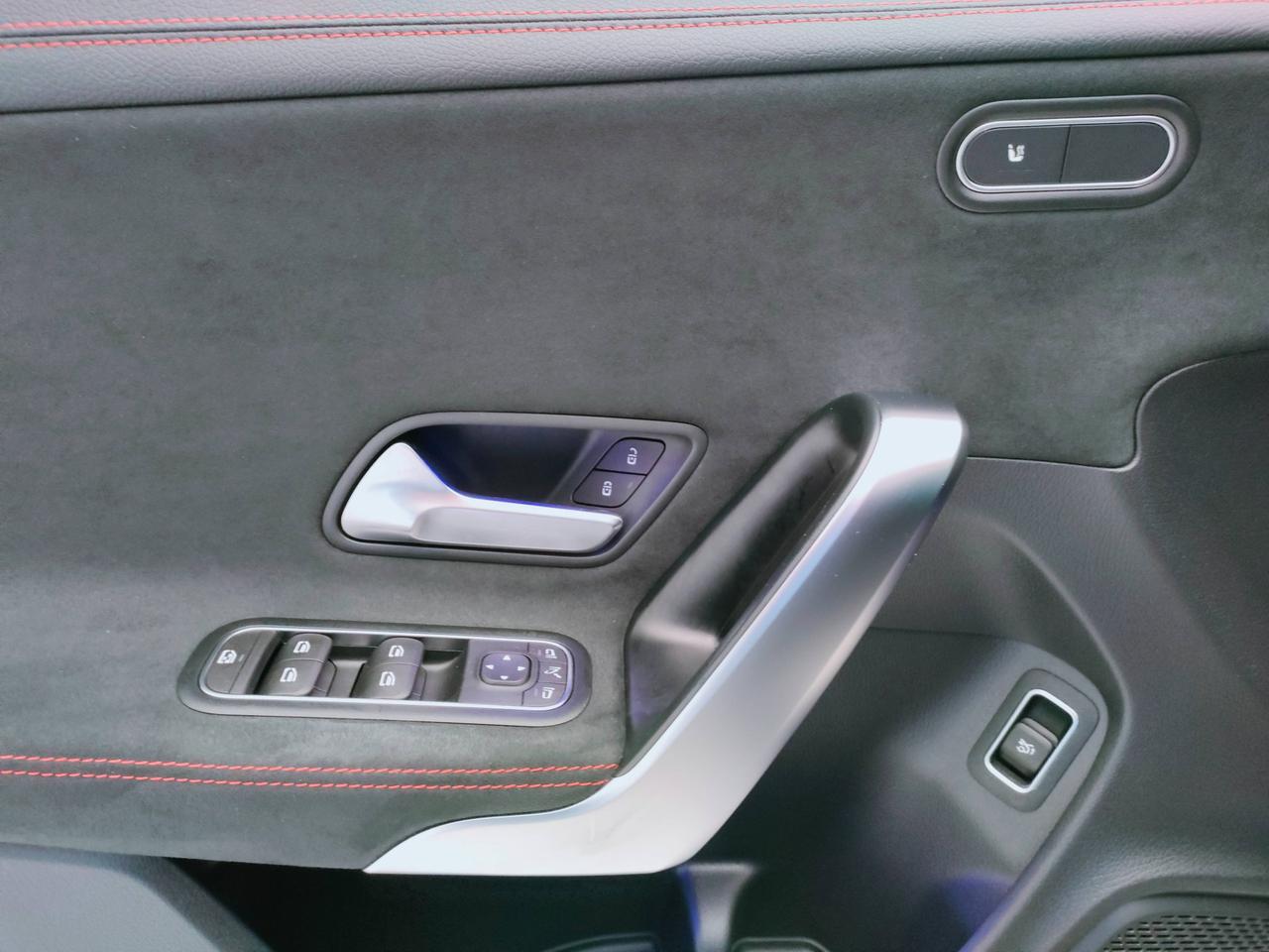 Mercedes-Benz CLA - CLA Coupe 200 d AMG Line Advanced Plus auto