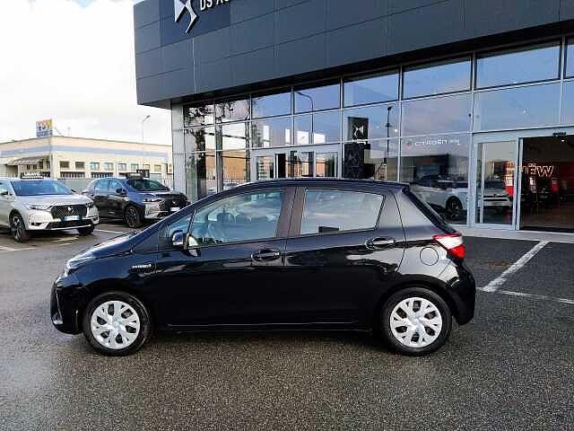 Toyota Yaris 1.5 Full Hybrid 73cv CVT COOL Neopatentati USATO