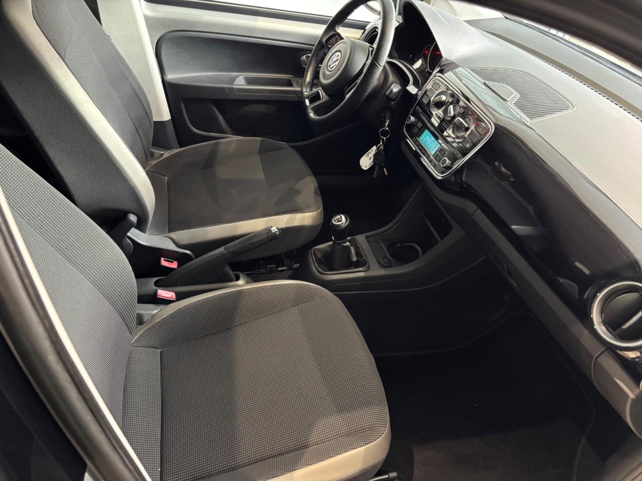Volkswagen up! 1.0 75 CV 5p. high