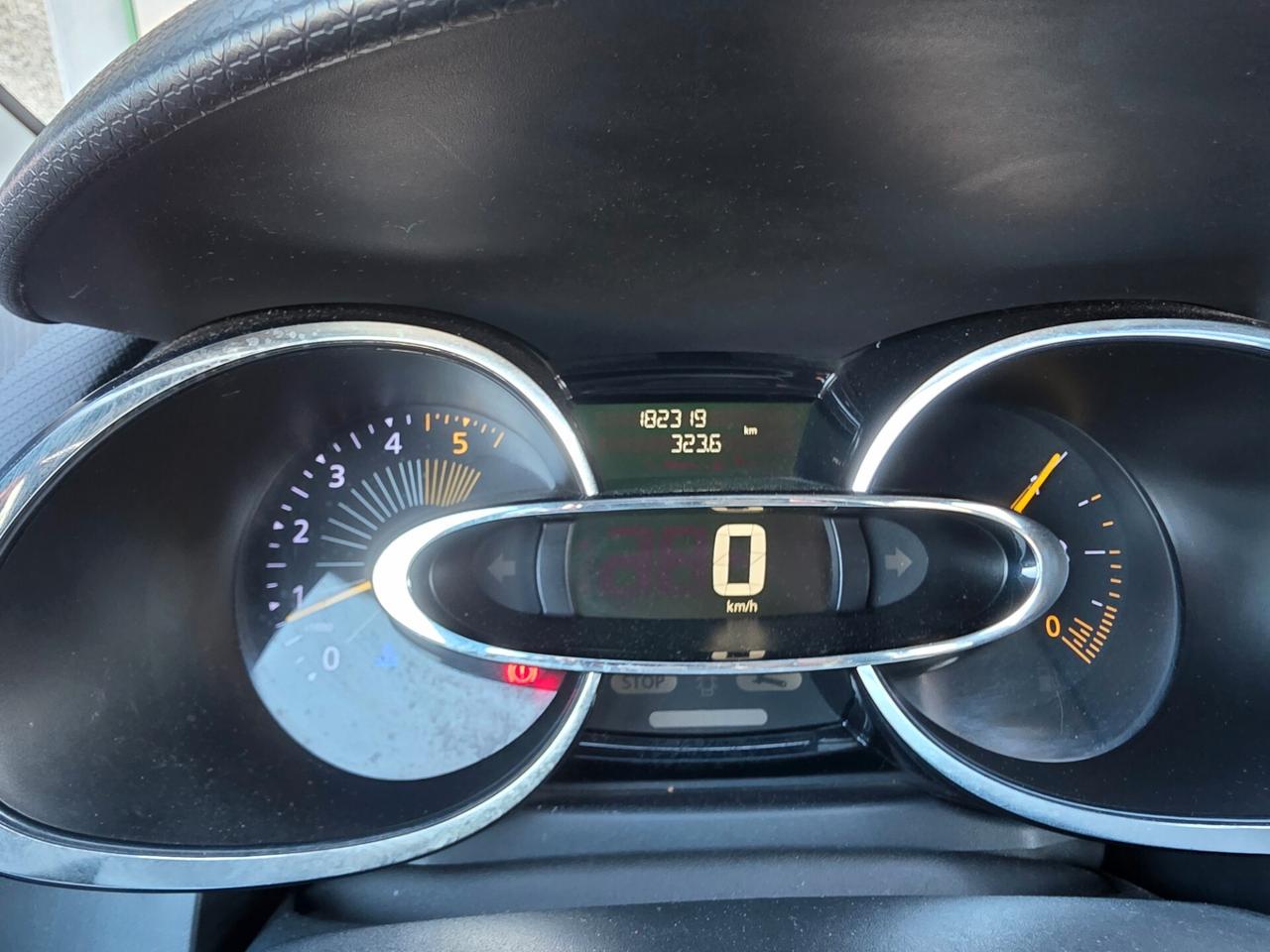 Renault Clio 1.5 dCi 8V 90CV EDC 5 porte Energy