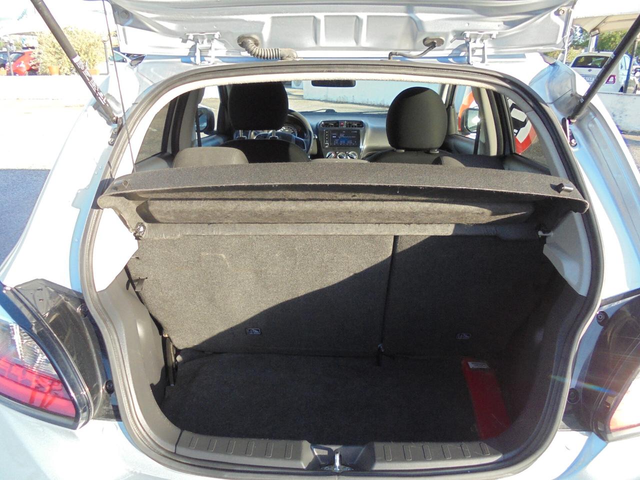 Mitsubishi Space Star 1.2 Intense SDA