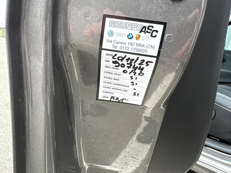 Lancia Ypsilon 1.0 firefly hybrid Gold s&s 70cv ADATTA NEOPATENTATI