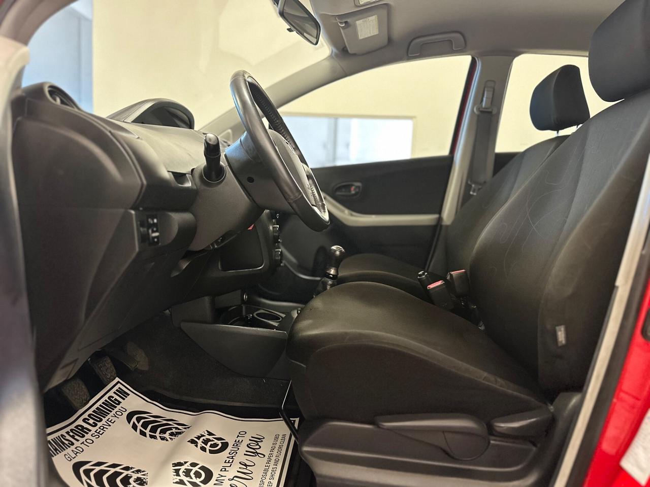 Toyota Yaris 1.0 5 porte Now NEOPATENTATI