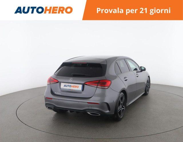 MERCEDES-BENZ A 200 d Automatic Premium