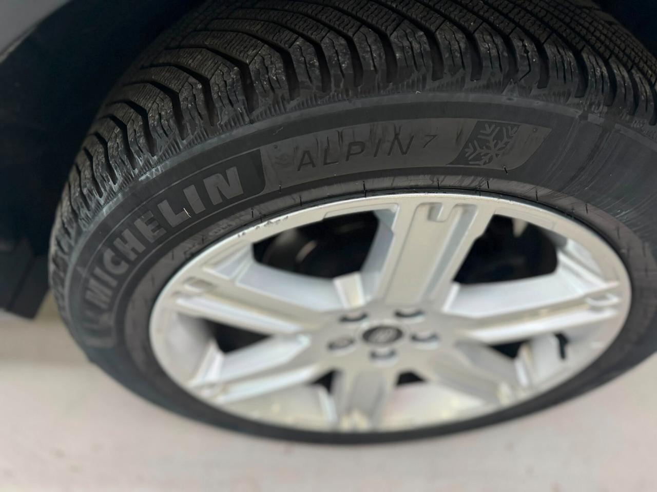 Land Rover Range Evoque 2.2 TD4 5p. Prestige