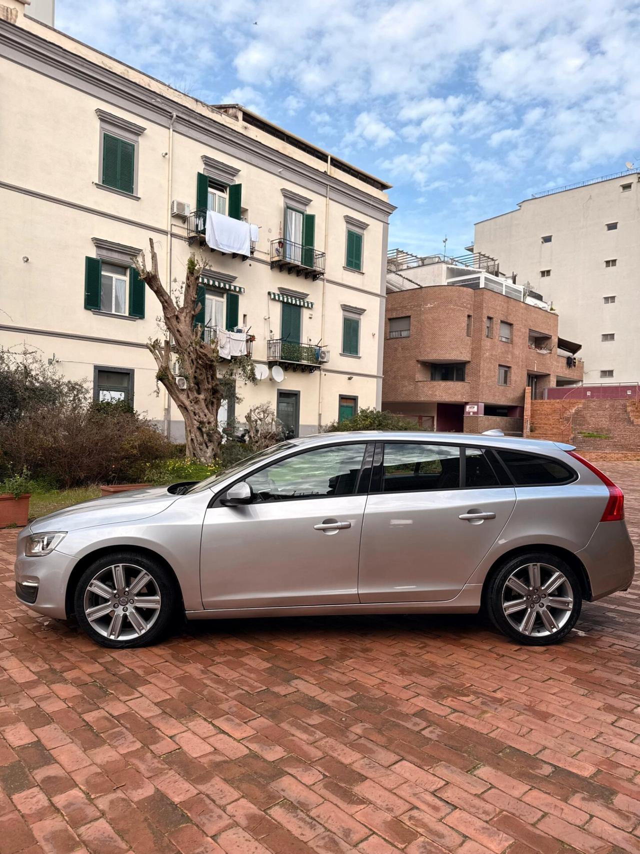Volvo V60 D3 Momentum