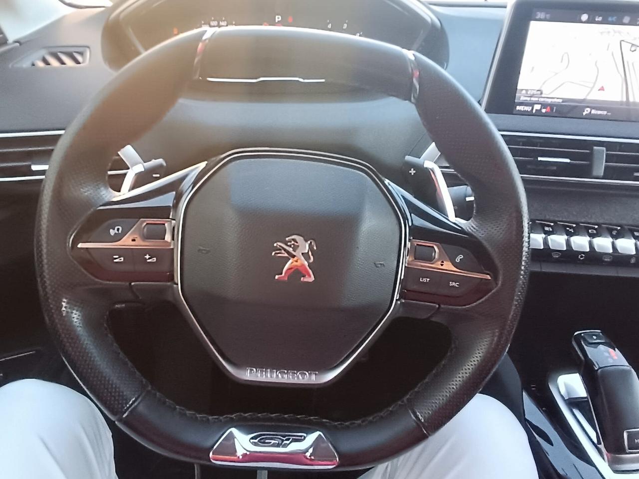 Peugeot 5008 BlueHDi 130 S&S Allure