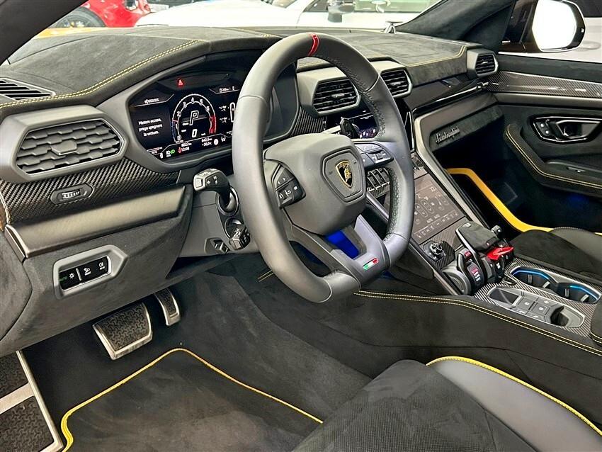 Lamborghini Urus 4.0 Performante
