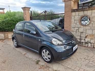 Toyota Aygo 1.0 12V VVT-i 5 porte Sol