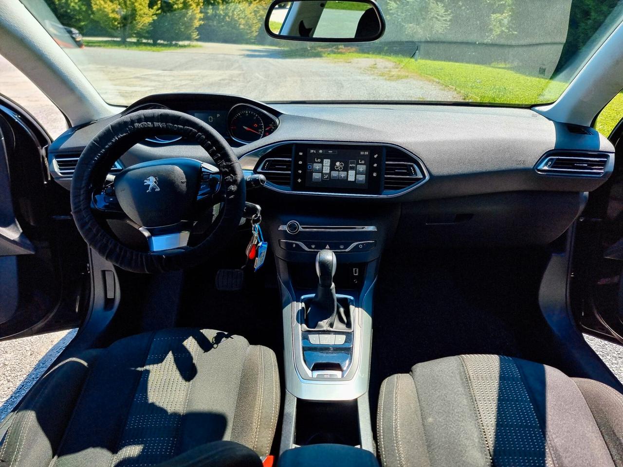 Peugeot 308 BlueHDi 120cv GT LINE ADATTA A NEOPATENTATI