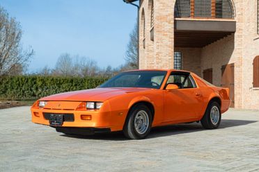 Chevrolet Camaro III Z28 5.0 V8 - CHE00021