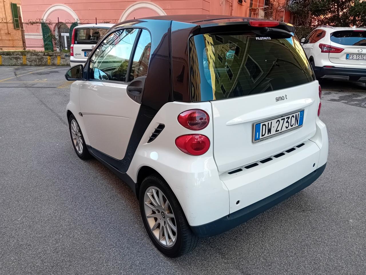 Smart ForTwo 1000 45 kW MHD coupé pure