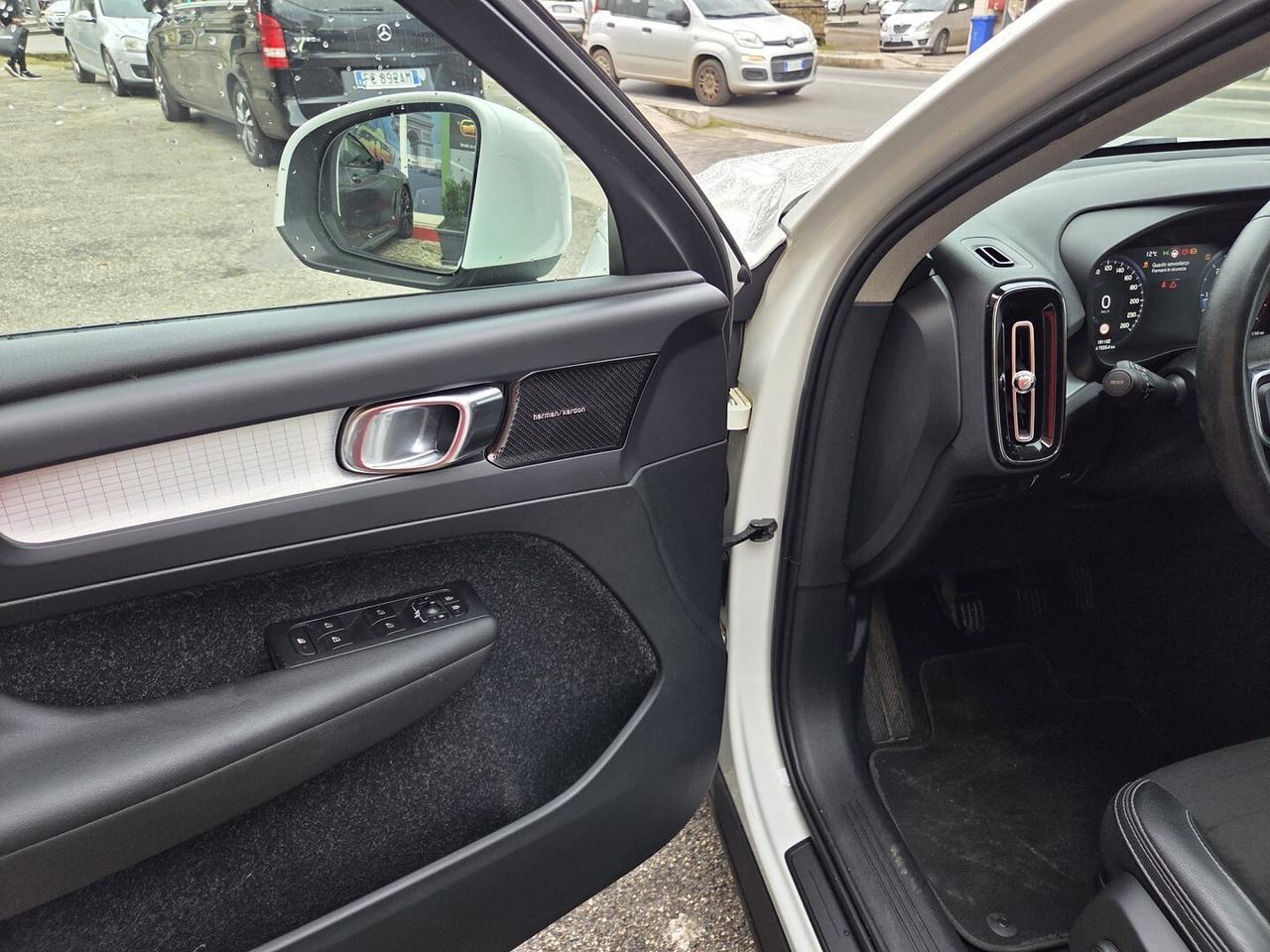 VOLVO XC40 D3 150CV 110KW NAV-2018