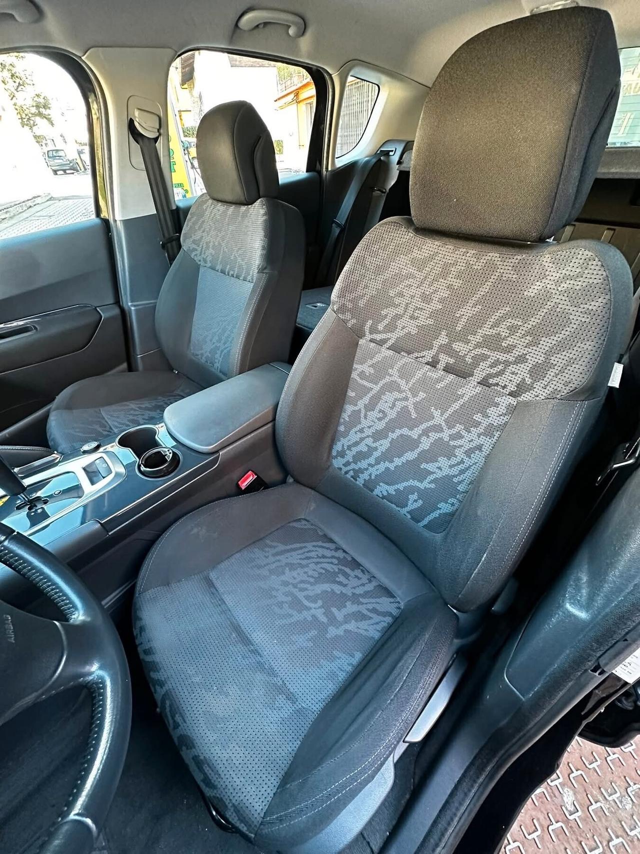 Peugeot 3008 1.6 HDi 110CV cambio robotizzato Premium