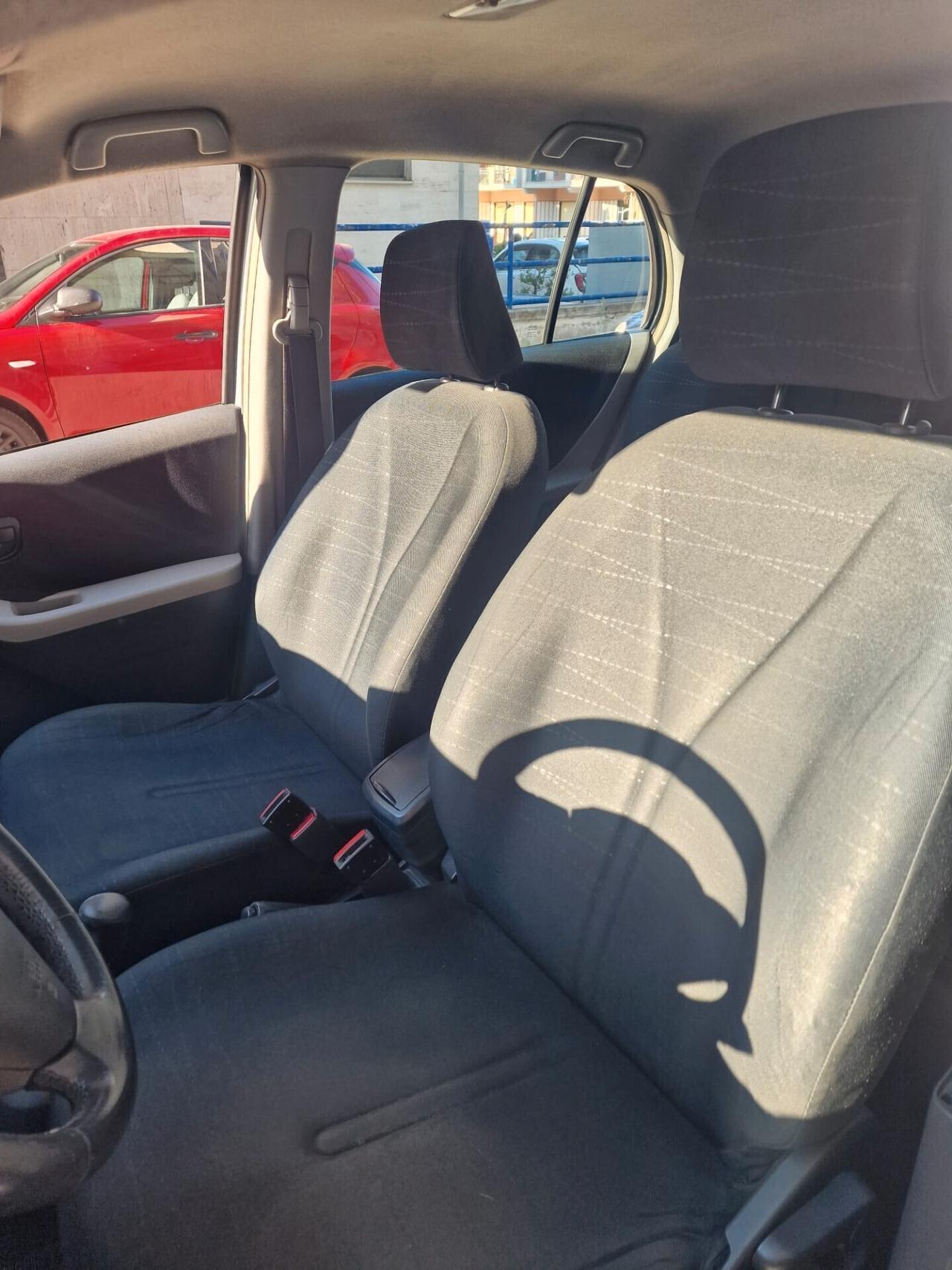 Toyota Yaris 1.3 5 porte
