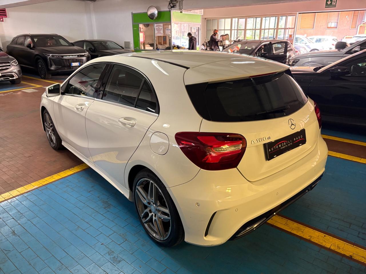 Mercedes-benz A 180 d Premium
