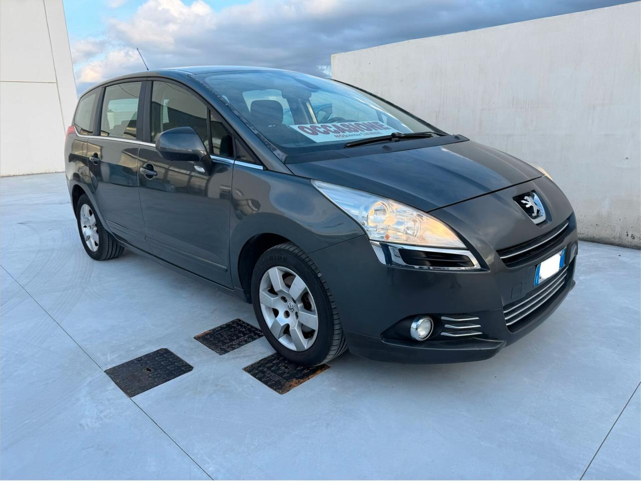 Peugeot 5008 2.0 HDi 150CV 7 POSTI