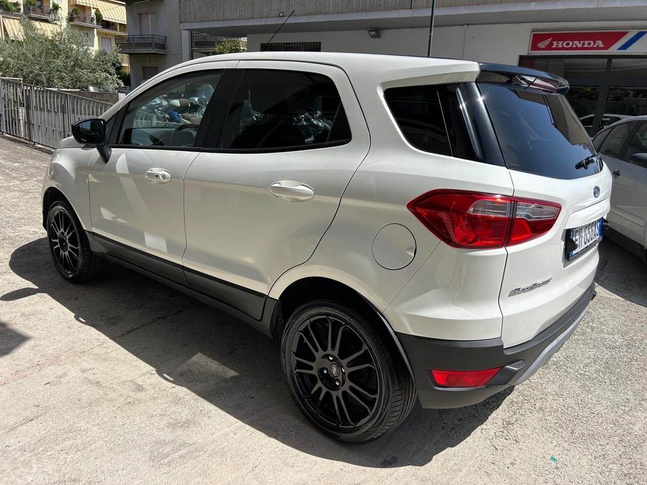 Ford EcoSport 1.5 TDCi 95 CV Titanium S “PARI AL NUOVO”