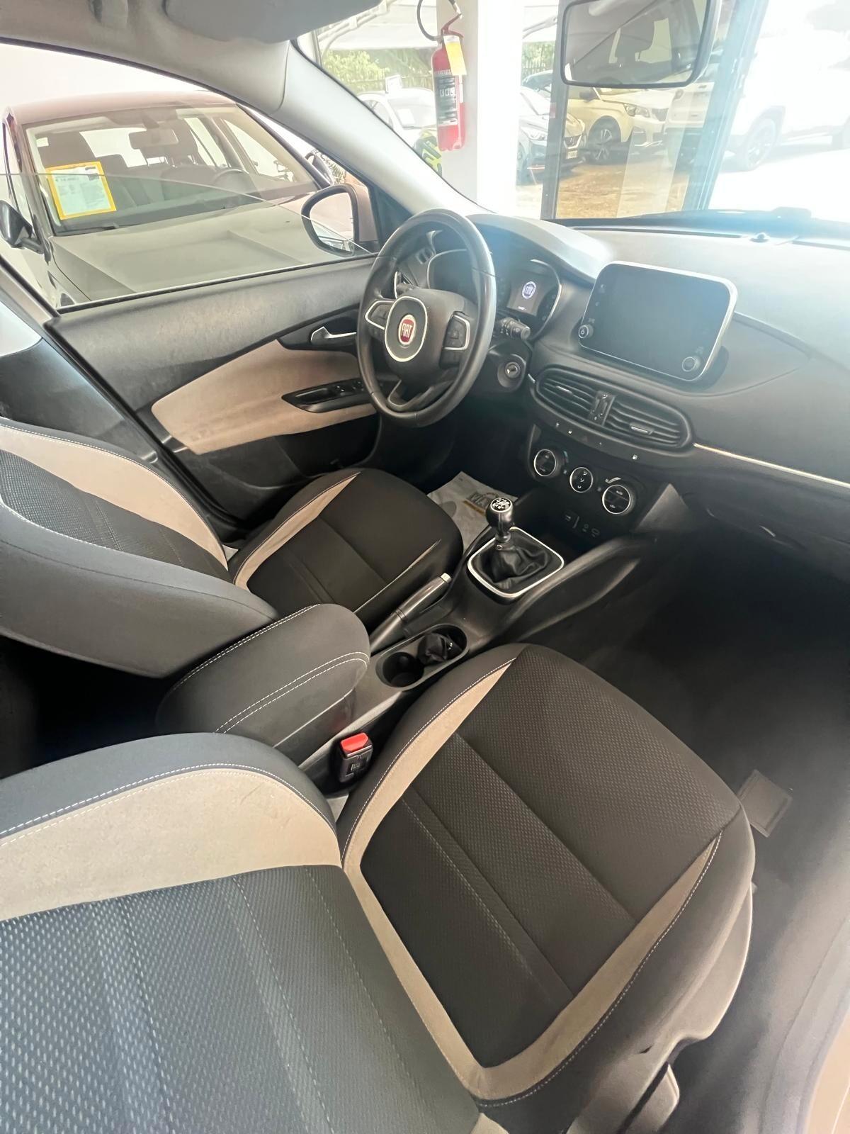 Fiat Tipo 1.4 T-Jet 120CV GPL SW Lounge
