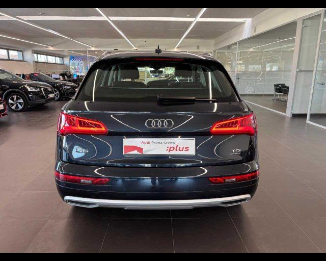AUDI Q5 2.0 TDI quattro S tronic Business Sport