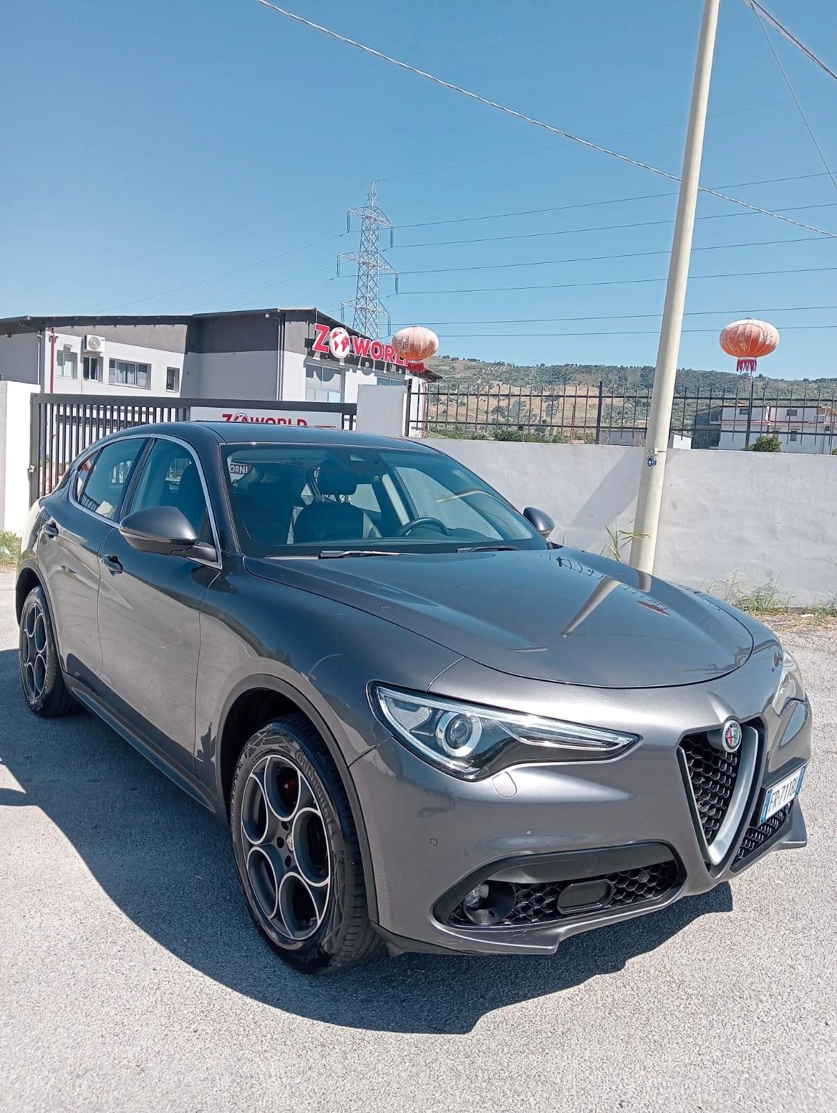 Alfa Romeo Stelvio 2.2 Turbodiesel 210 CV AT8 Q4 Super