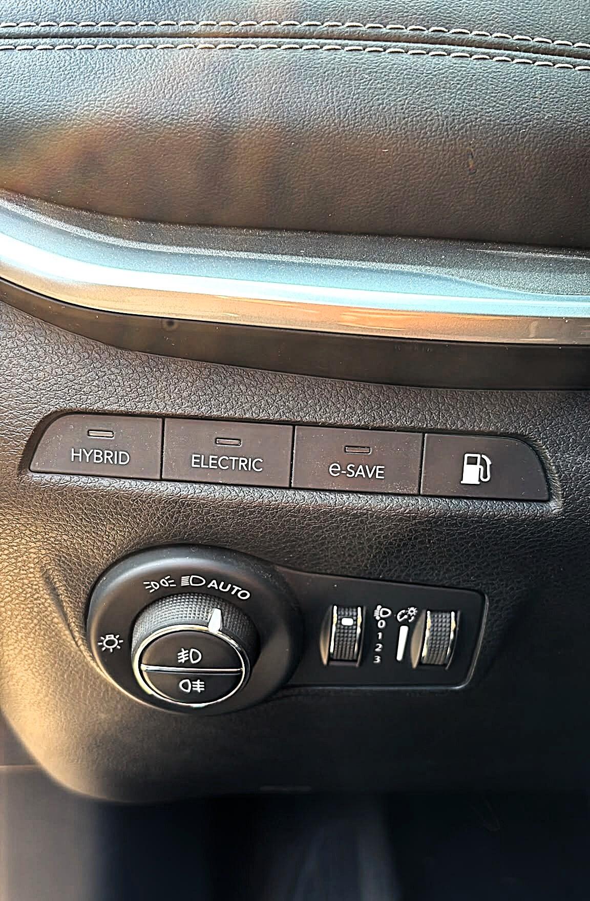 Jeep Compass 1.3 Turbo T4 131CV PHEV AT6 4xe Limited