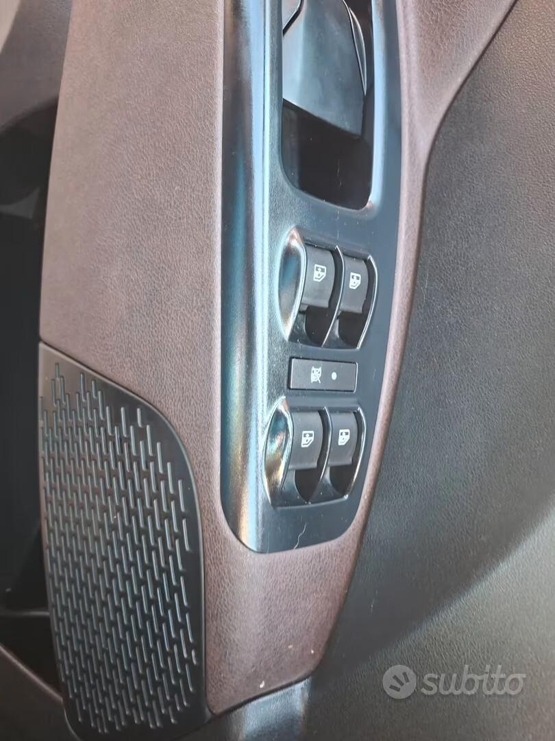 Fiat Doblò 1.6 MJT 16V 120CV Trekking 5 POSTI CLIMA CERCHI BARRE BLUETOOTH MULTIFUNZIONE PDC CRUISE