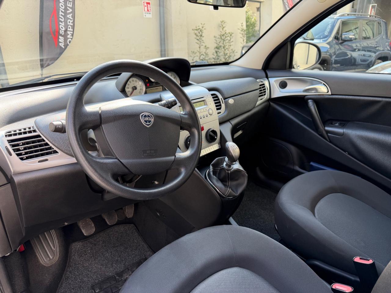 Lancia Ypsilon 1.2 Neopatentati Euro 5
