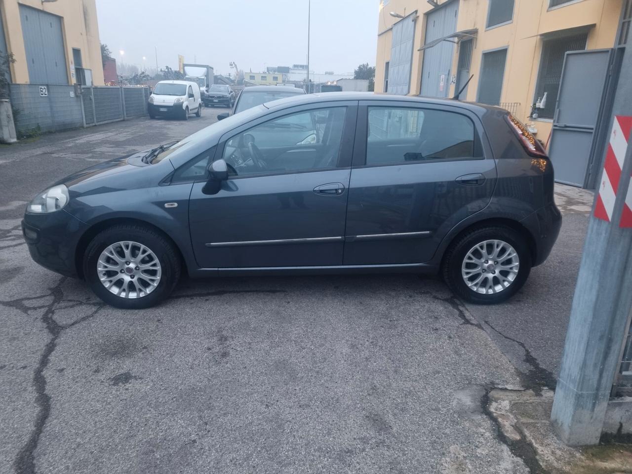 Fiat Punto Evo Punto Evo 1.4 5 porte unico prop. neo patentati