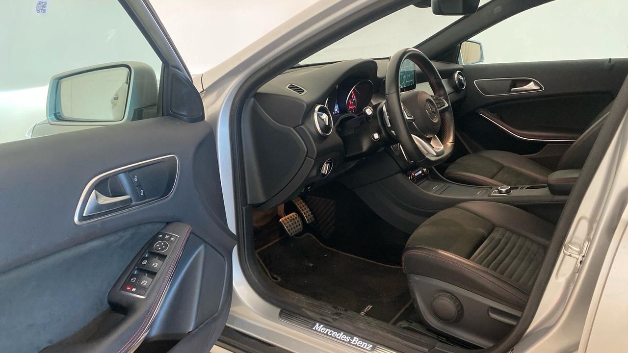 Mercedes-benz GLA 220 d Automatic Premium 106 mila km