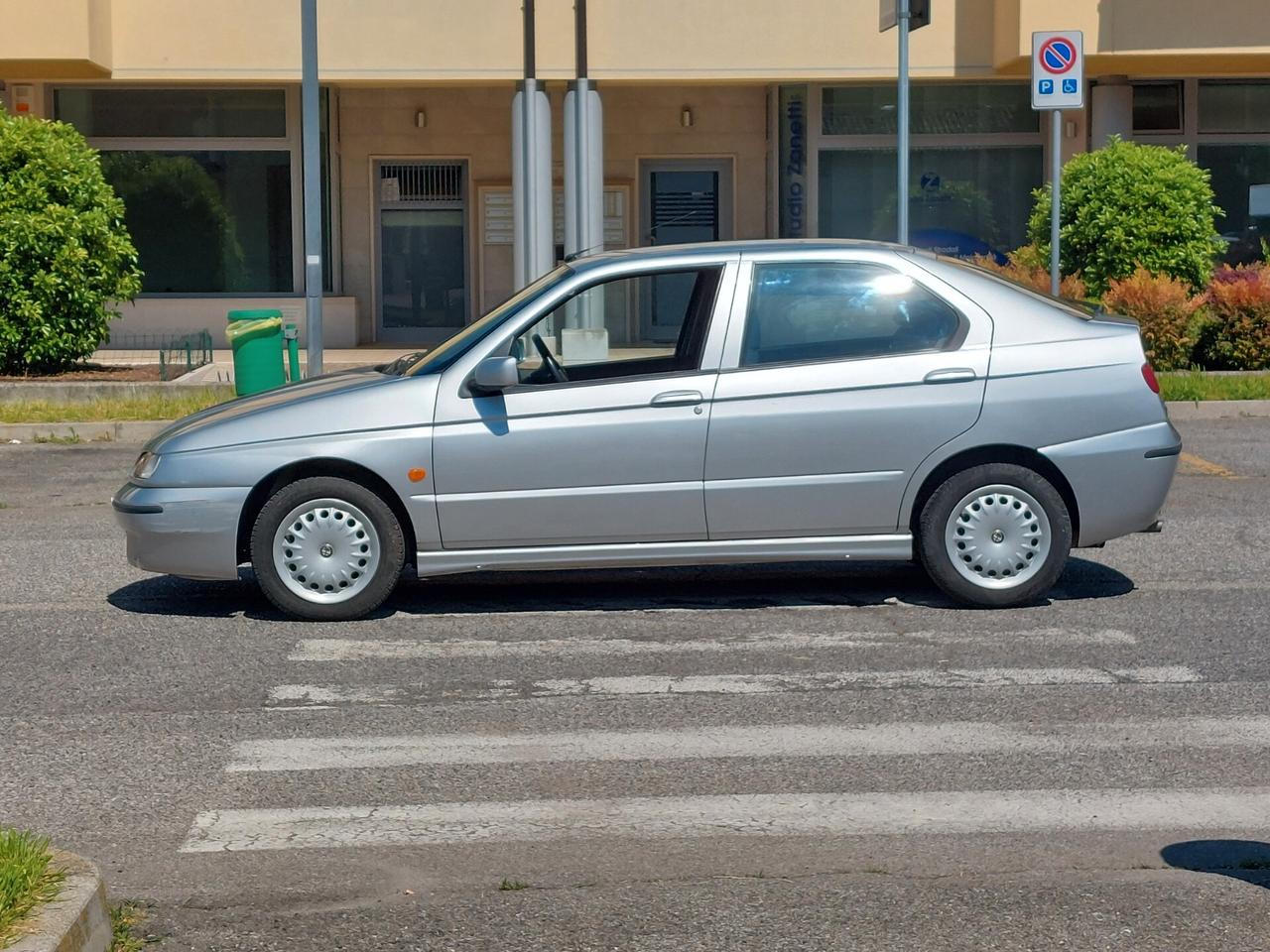 Alfa Romeo 146 1.4i 16V Twin Spark cat