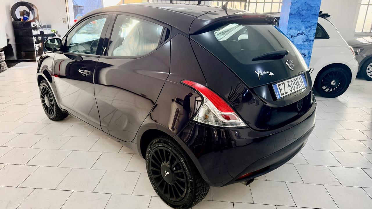 Lancia Ypsilon 1.2 69 CV 5 porte Elle