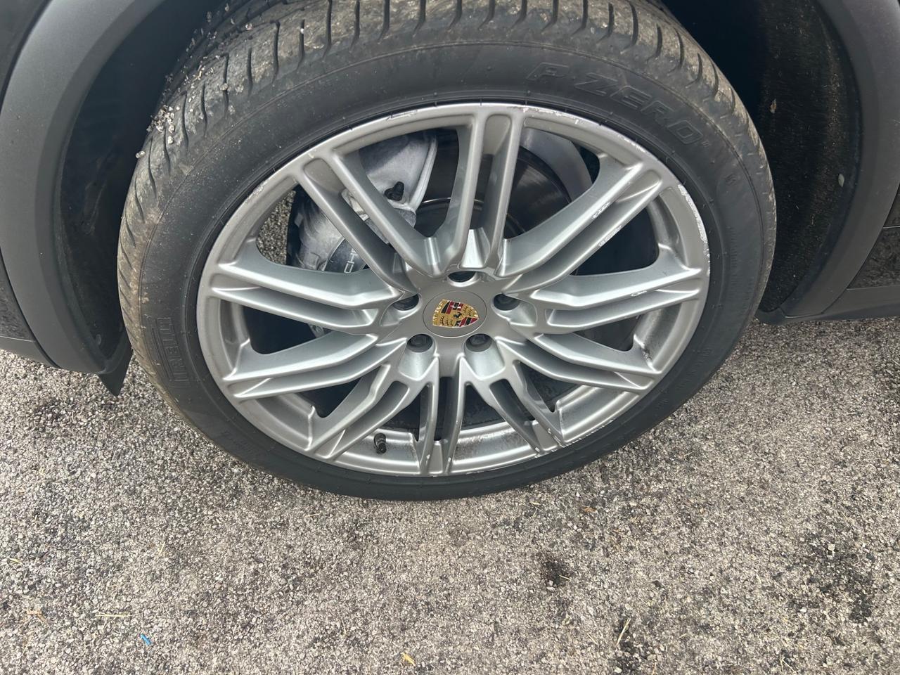 Porsche Cayenne 3.0 Diesel Platinum Edition
