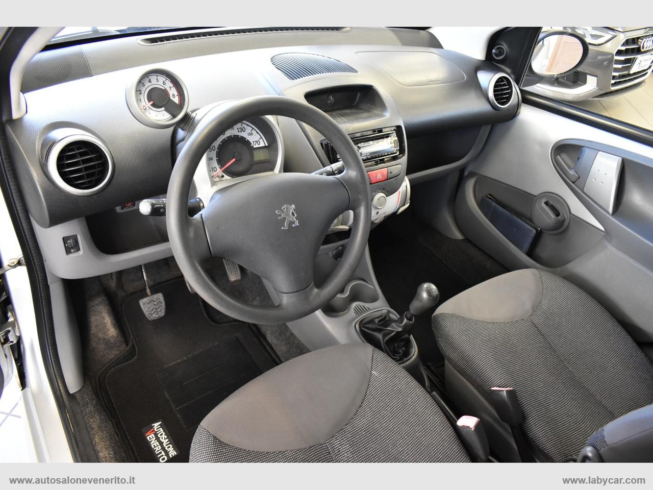 PEUGEOT 107 1.0 68 CV 5p. Plaisir