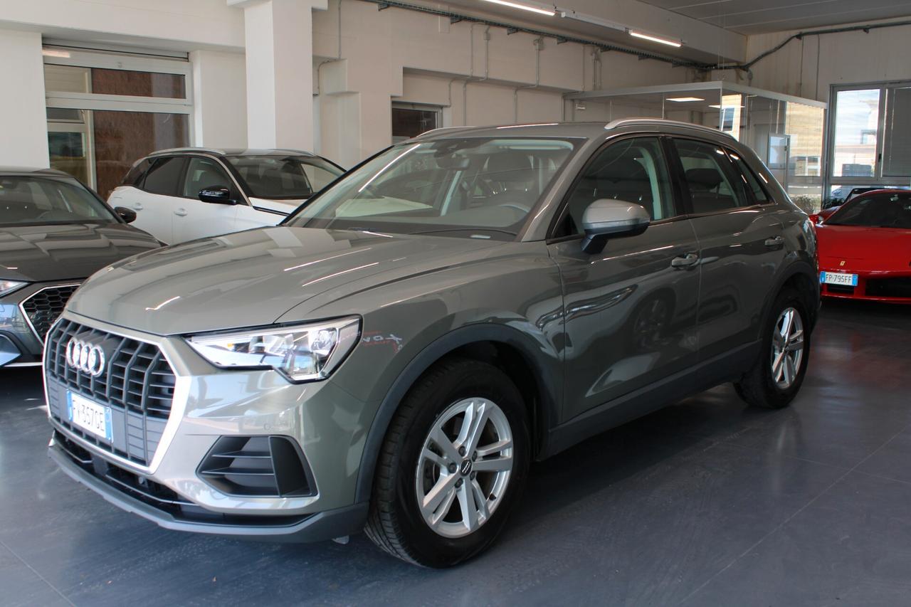 Audi Q3 2.0 TDI 150 CV S tronic Business Advanced