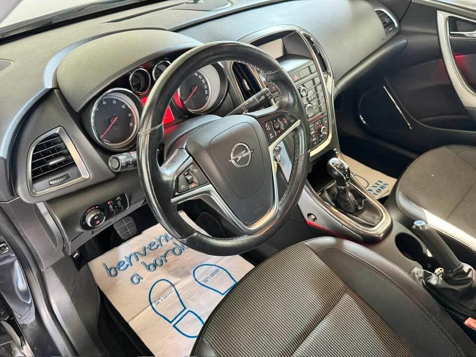 Opel Astra 1.4 Turbo 140CV 5 porte GPL Tech Cosmo