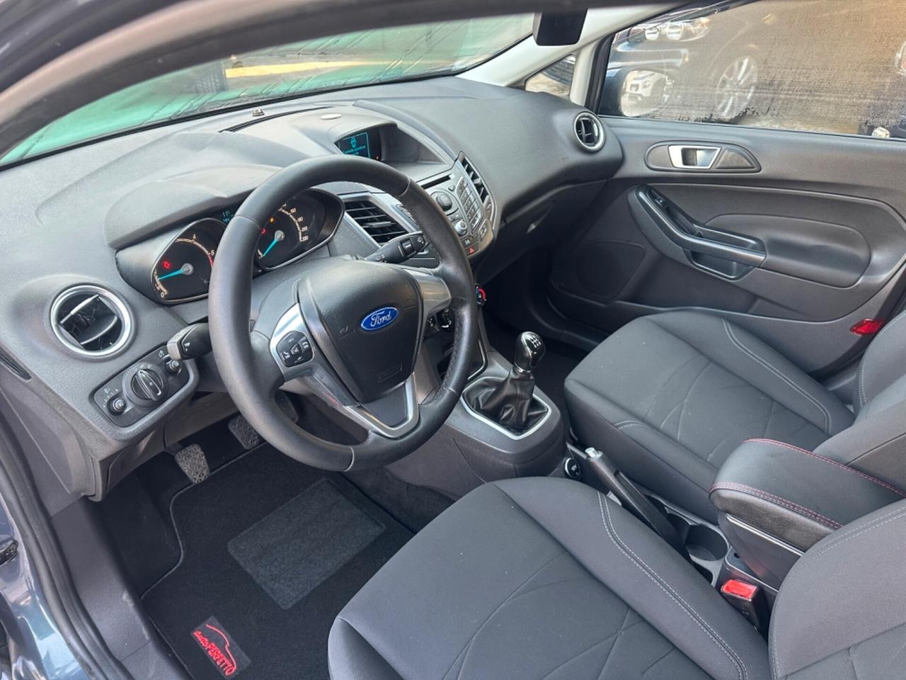 Ford Fiesta 1.5 TDCi 75CV 5 porte Titanium