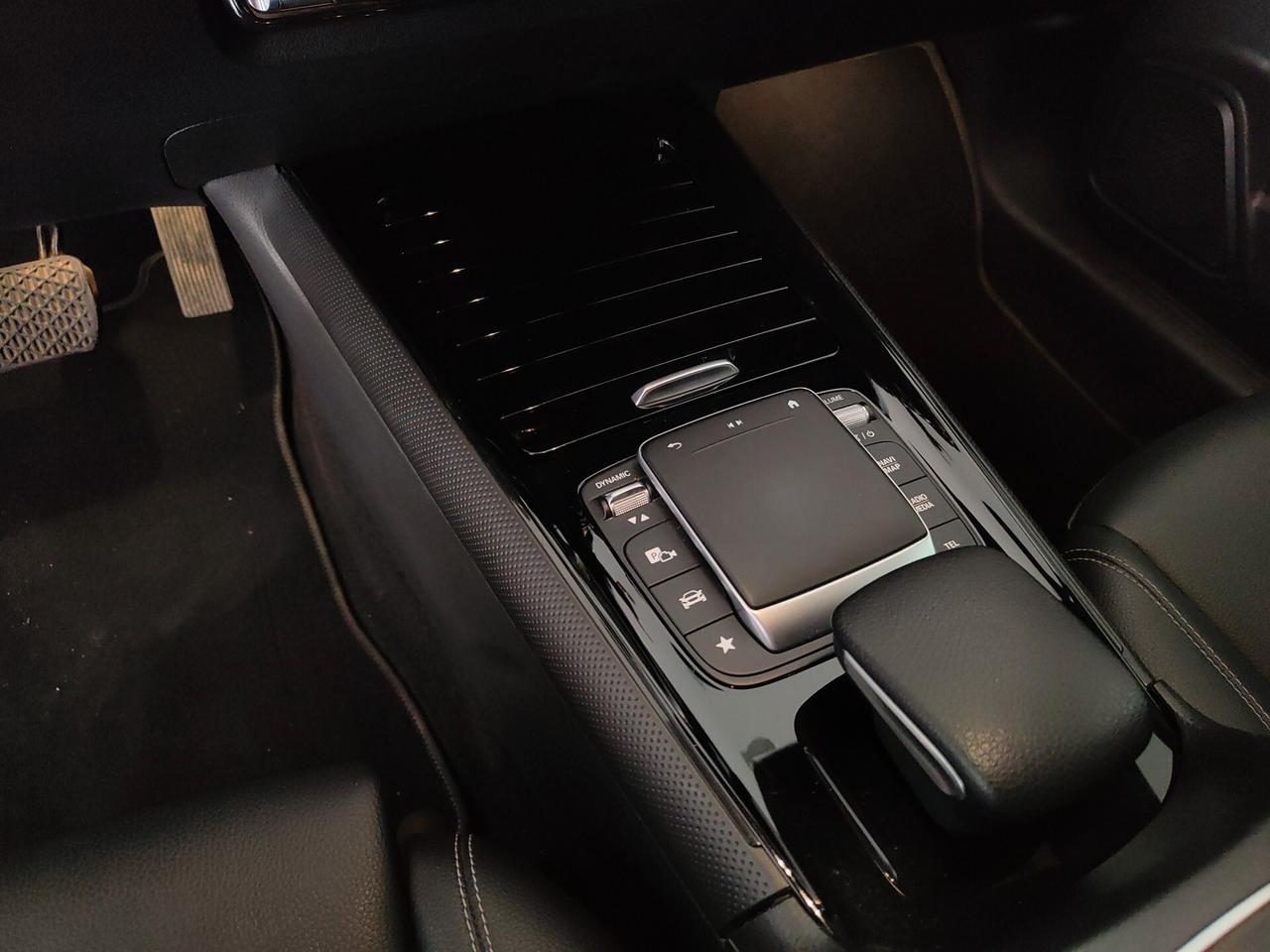 Mercedes-benz GLB 200 d Automatic Business